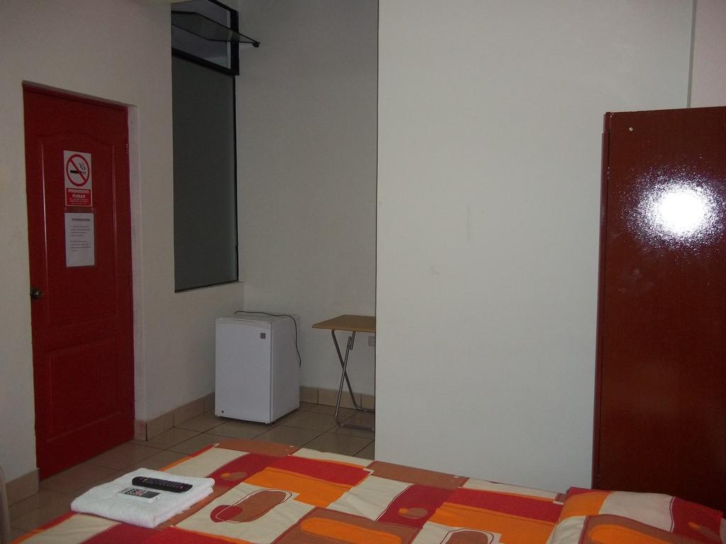 Hotel Casa Linda II Iquitos Pokoj fotografie