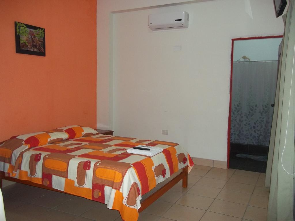 Hotel Casa Linda II Iquitos Pokoj fotografie